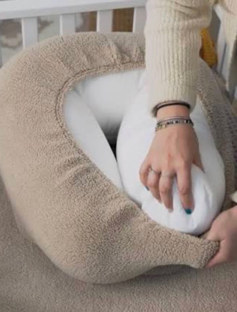 Universele relaxhoes van Meyco baby.